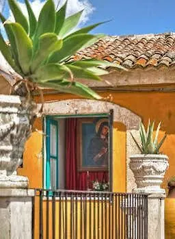 Agriturismo Tenuta Di Roccadia 3*